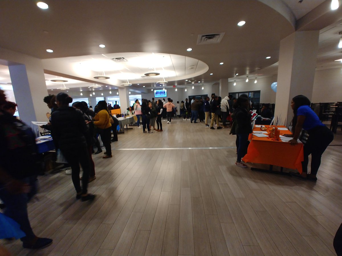 LemonSpringsGir's tweet photo. HBCU College Fair at Taunton High School a success! Guidance Department and African American Club provided logistical support to the AKA/PIO sorority who presented the fair. Happy to promulgate higher education options to all students and parents. https://t.co/abKZgtgVLw