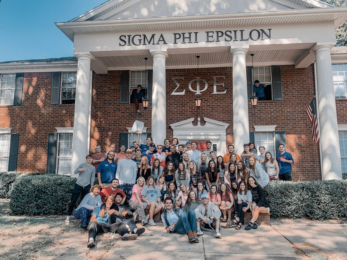 Shoutout to our Social Chairman Mackenzie for planning an awesome Brunch Swap with <a href="/SigEpMemphis/">SigEp Memphis</a> 
We had so much fun! ⭐️