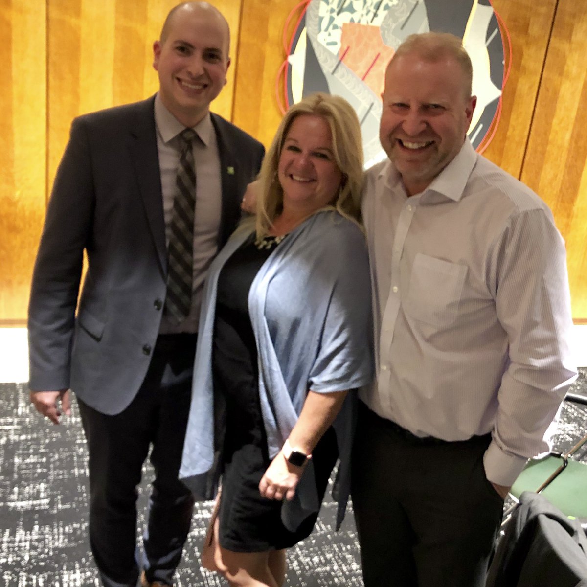 Thank you Terri and team for a great night of networking with Market leaders #investinyourself @AIacobelli_TD @AndrewP_TD   <a href="/yasmin_zalac/">Yasmin Zalac</a>