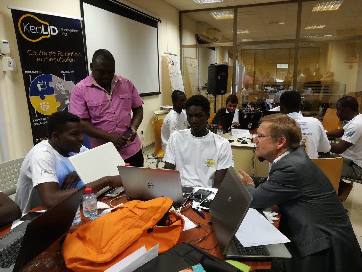 Emeline B. tweet media