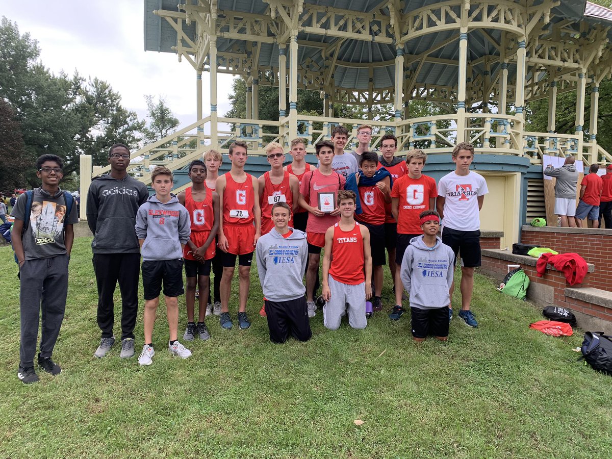 Unbelievably proud of this “JV” crew today! Guys placed 2nd by one point, and girls placed third. Lots of learning and smart racing by this crew. Proud to be their coach!