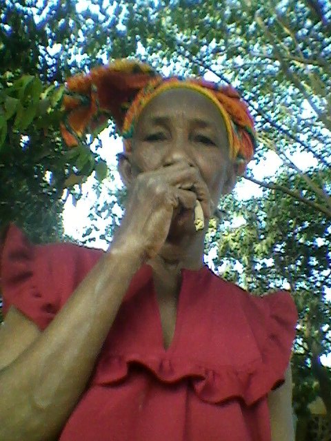 sidyouattara201's tweet photo. #Yes.... Ma mère bien Aimée..❤😍
#Paix a ton âme. Qu'allah vous 
#accode une belle Place dans son #Paradis
@Amen....
@i.Sow https://t.co/WsXuDs3FXg