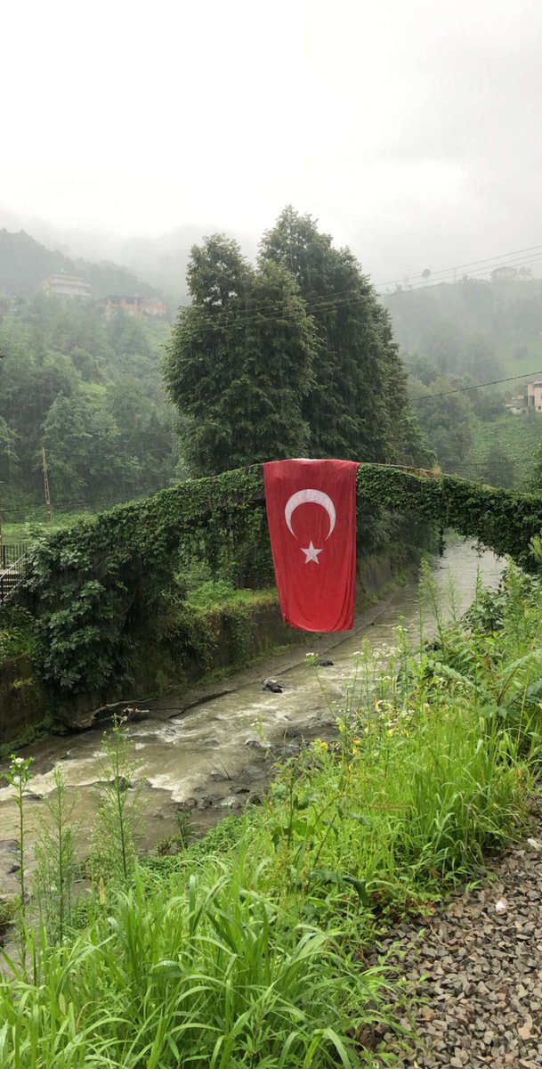 تركيا متعدده الاماكن تصلح لجميع المجامعات فيها كل ما يخطر بالبال من متعة المناظر الخلابه والاسعار المتفاوته والطيبه