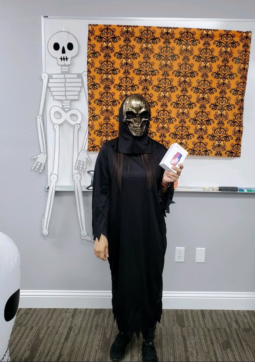 Metro_Martin_'s tweet photo. I love my job! First October MMT was so much fun! Can't wait to see how the other sessions turn out!
#AllianceTel #MetrobyTMobile #MMT #MetroMasters #halloween2019 https://t.co/DO6jTSgYtc