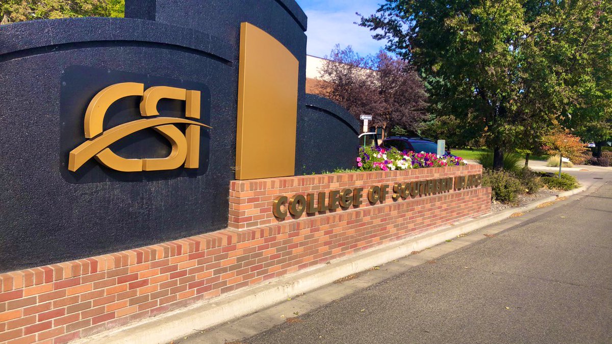 loganbleazard2's tweet photo. Excited to announce that I have committed to play baseball for the College of Southern Idaho. #goeagles https://t.co/R9oUO0MJmu