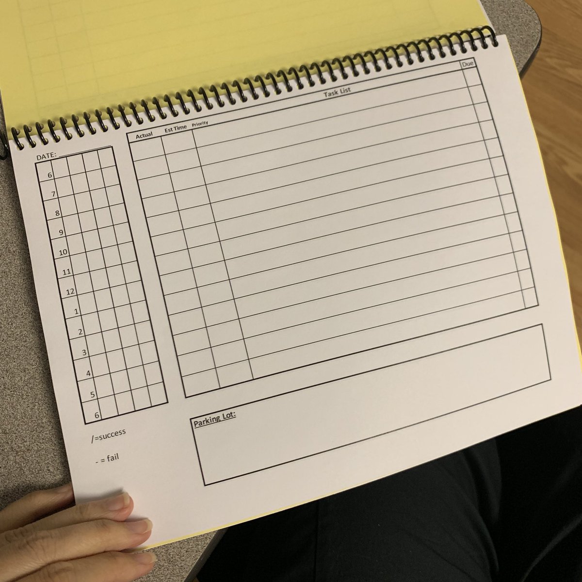nerdette's tweet photo. Just spent the last hour doing the most TypeA Virgo-Virgo thing and made my own paper planner. Itโs stripped all the way down but itโs the system that works for me (sry Asana-Todoist-trello advocates.) ๐ #humanspeed https://t.co/vYZQpa3rr6