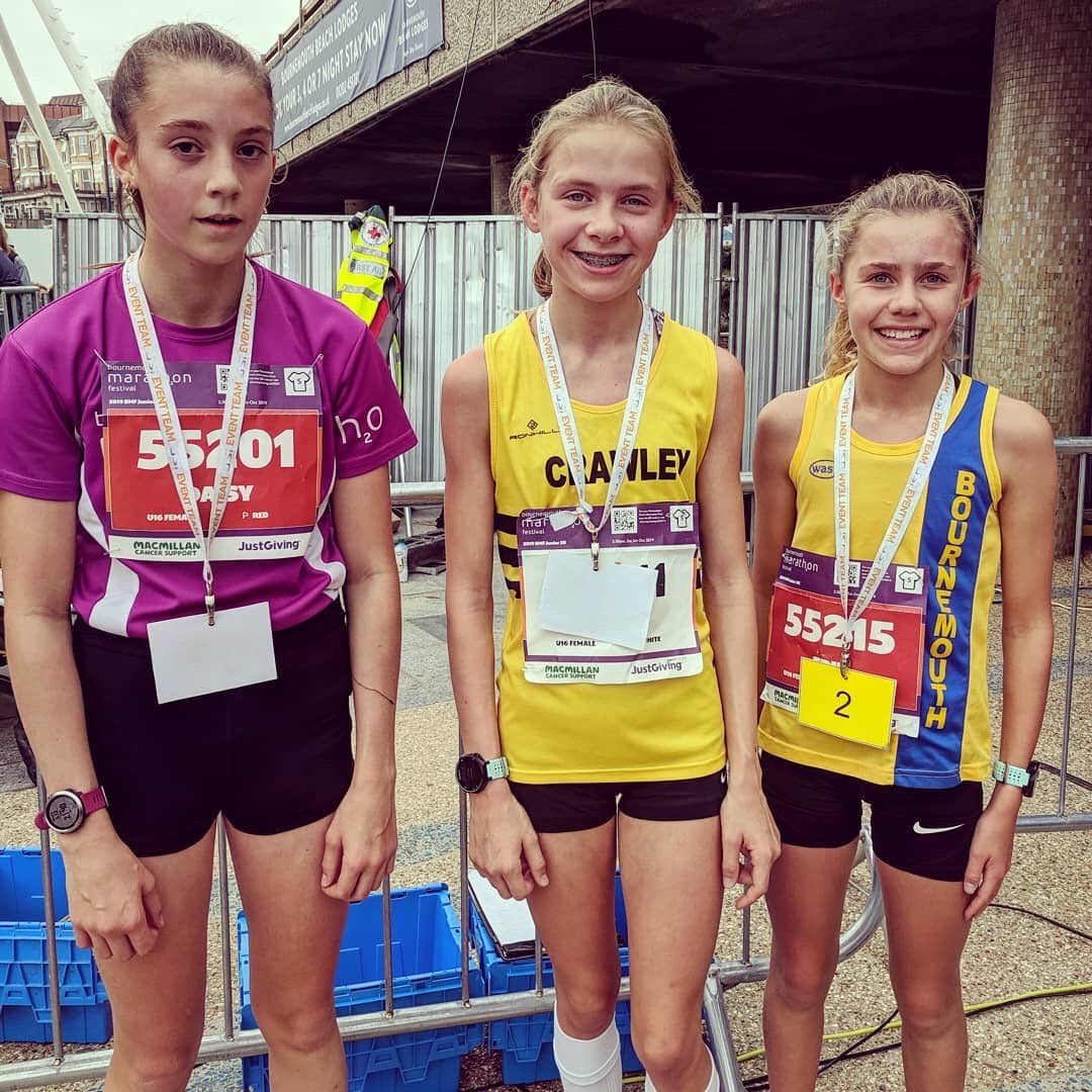THSch_SixthForm's tweet photo. A huge well done in particular to Martha who ran a very impressive 10km and to Erin who came 2nd in the Junior 5km! What an achievement! ⁦@TalbotHeathSch⁩ #THSch_SixthForm https://t.co/lCTPIthuLD