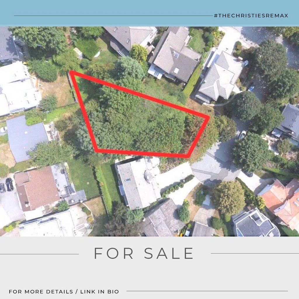 JeffRemax's tweet photo. FOR SALE //📍7542 Lindrick Court in Burnaby |$1,249,000 | Almost 10,000 square foot lot in a beautiful cul-de-sac right in the heart of North Burnaby! 

https://t.co/dEQtAhPrkY https://t.co/NIDaNPJFJr