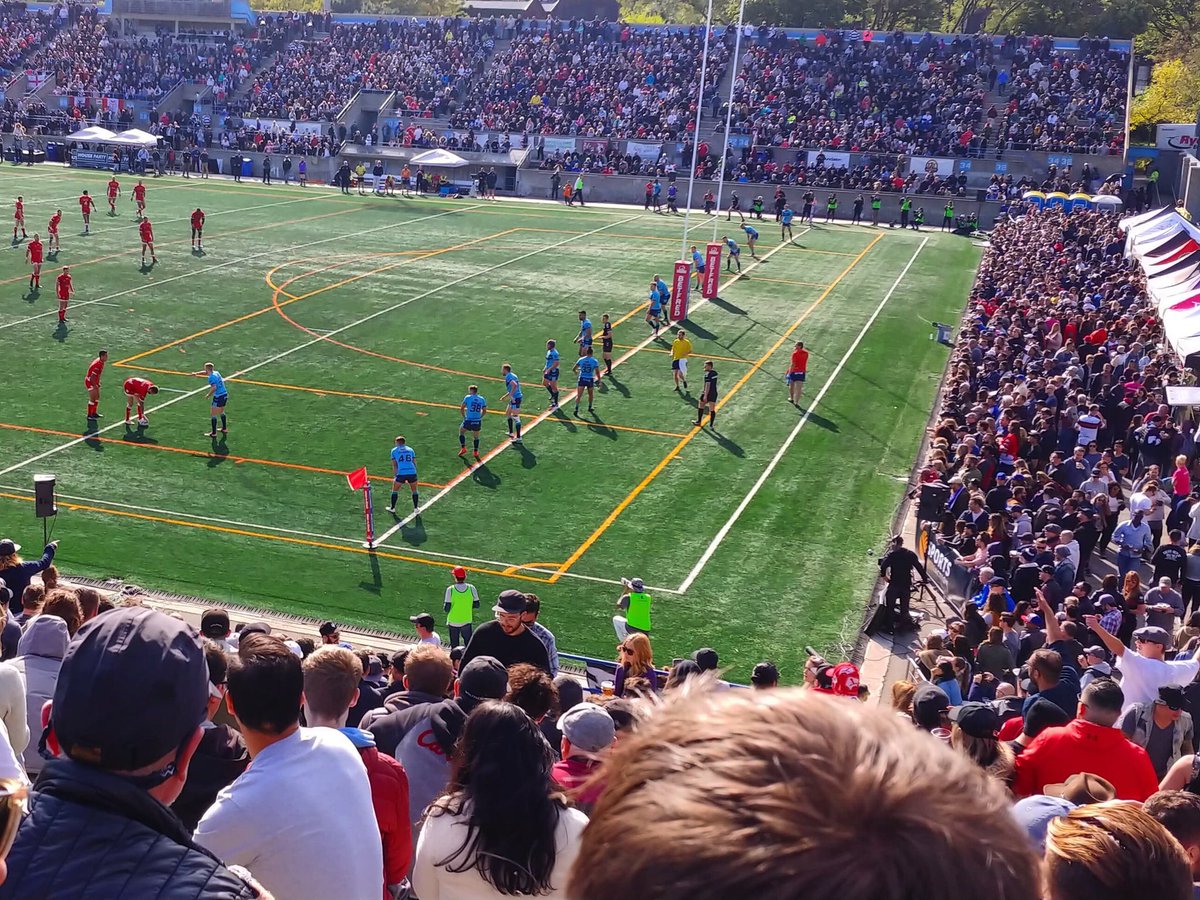 LadiesWhoLeague's tweet photo. Congratulations to the @TOwolfpack!! How brilliant that they will be in the @SuperLeague next year. And to those boring people who are hating on the Wolfpack, it’s insular behaviour like that which holds rugby league back. https://t.co/5rYQPTrW5t
