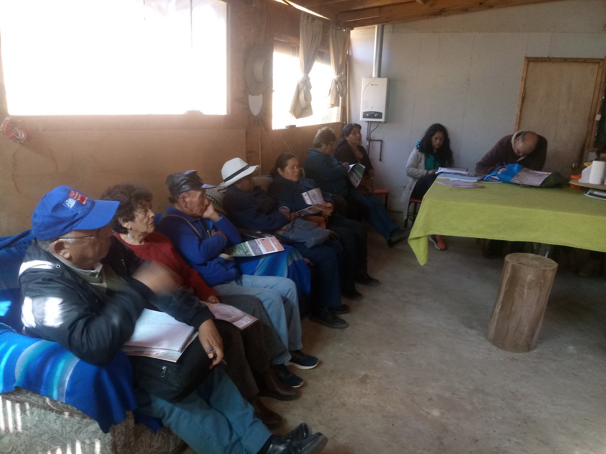 Es increíble que ex autoridades regionales y "un pescador" puedan realizar un evento para hablar de la inexistencia de crianceros y agricultores de la comuna de La Higuera, siendo que esta gente vive aquí, y tienen una nobleza y un esfuerzo enorme para mantener los suyos.
