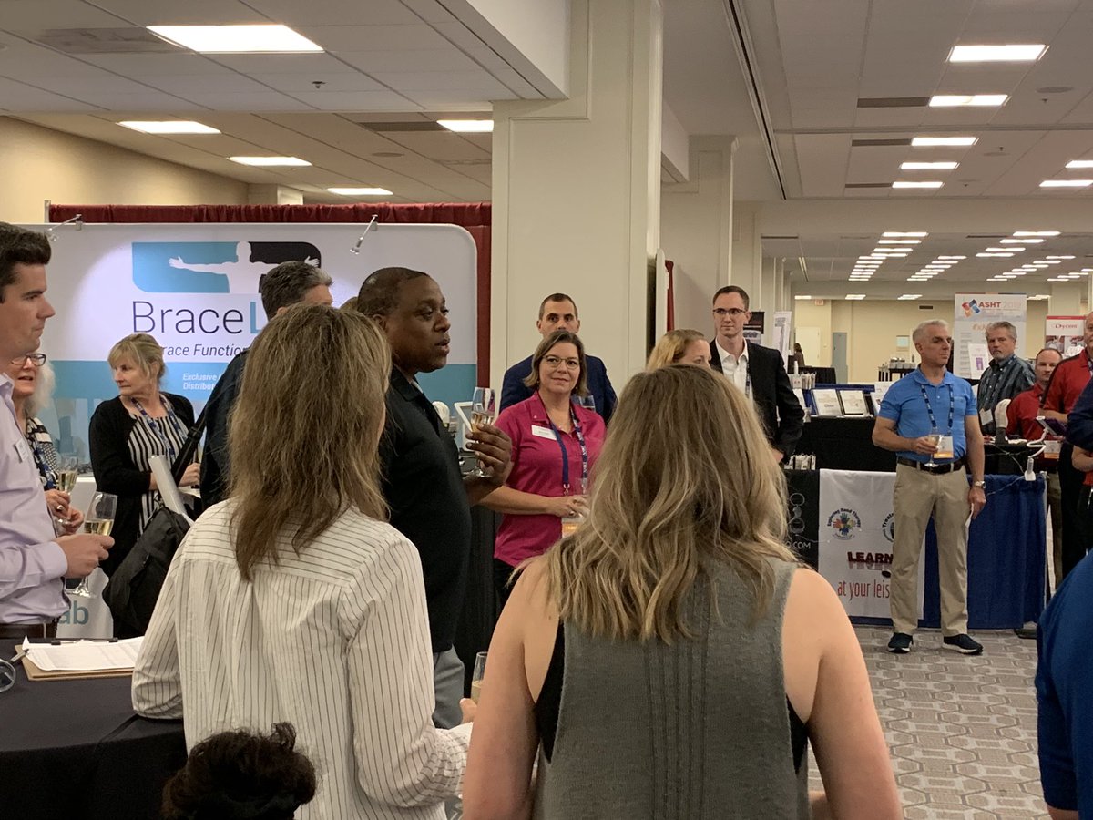 bracelab's tweet photo. We hate @HandTherapyASHT ending, but great memories: Judy Colditz’s giveaway, Gene Terry’s toast, sessions like Gregory Bain’s wrist talk, Karol Young’s #MetaGrip lunch &amp; learn, the camaraderie. Fave quote: This elbow brace is sooo Comfortable! See y’all in San Antonio! #ASHT2019 https://t.co/5Gf4kM5jsb