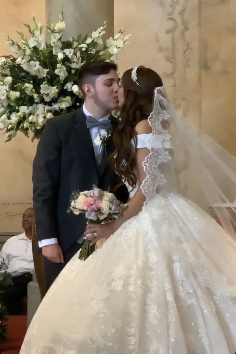 arigameplays's tweet image. Oficialmente los Guarnizo Garza ❤️