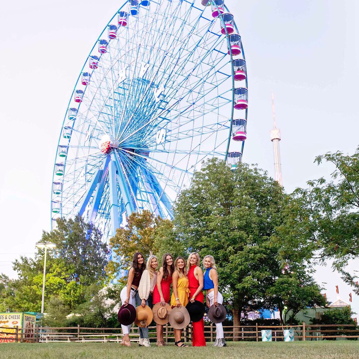 creativeshotz's tweet photo. Today’s moments, are tomorrow’s memories! 🎪 #StateFairofTx #seniormodels #senior20 https://t.co/DQts5R3WI9