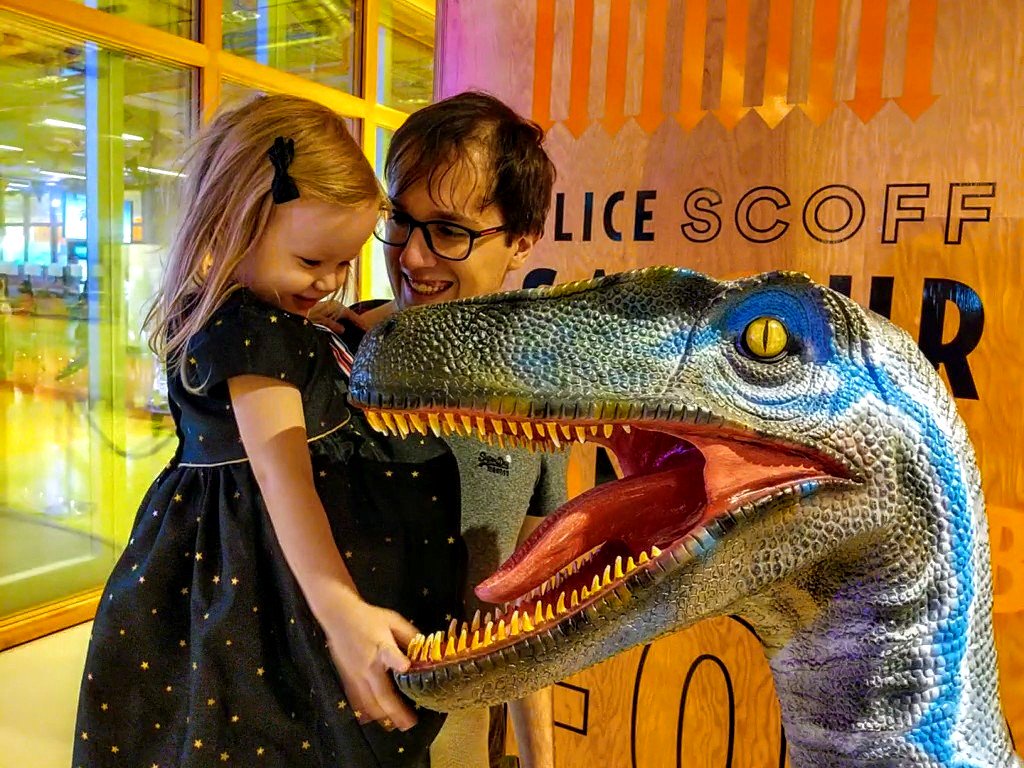 kaanmamikoglu's tweet photo. Today was our first take your kids to work day at @Facebook. It was an amazing event, full of super fun activities and yummy food, all around the dinosaur theme π¦π¦ Emily enjoyed every bit π I'm happy to be a part of this culture π #FBKidsAtWork https://t.co/NU2VbQtngE