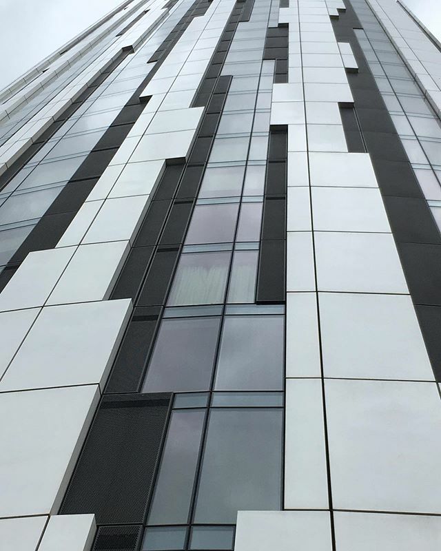 soshanau's tweet photo. #whereinlondon? #lookup #lovelondon #building #architecture #tetris #nofilter https://t.co/nPzap2OcUb https://t.co/zCvBQ7aiYY