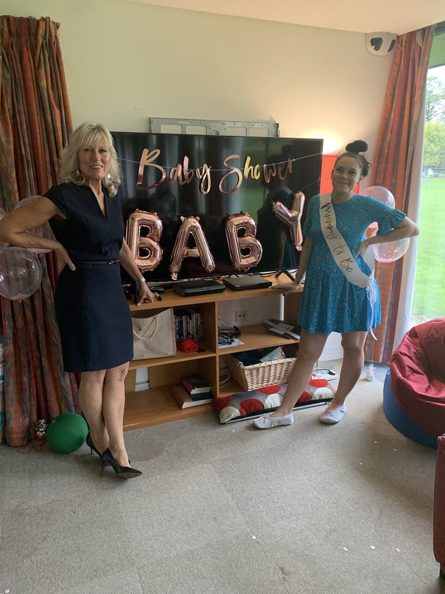 juliekentmbe's tweet image. First ever baby shower! Quite an important one! @BeautyGees #glammy #notlongnow @MotherAndBaby @babyfriendly #5weekstogo