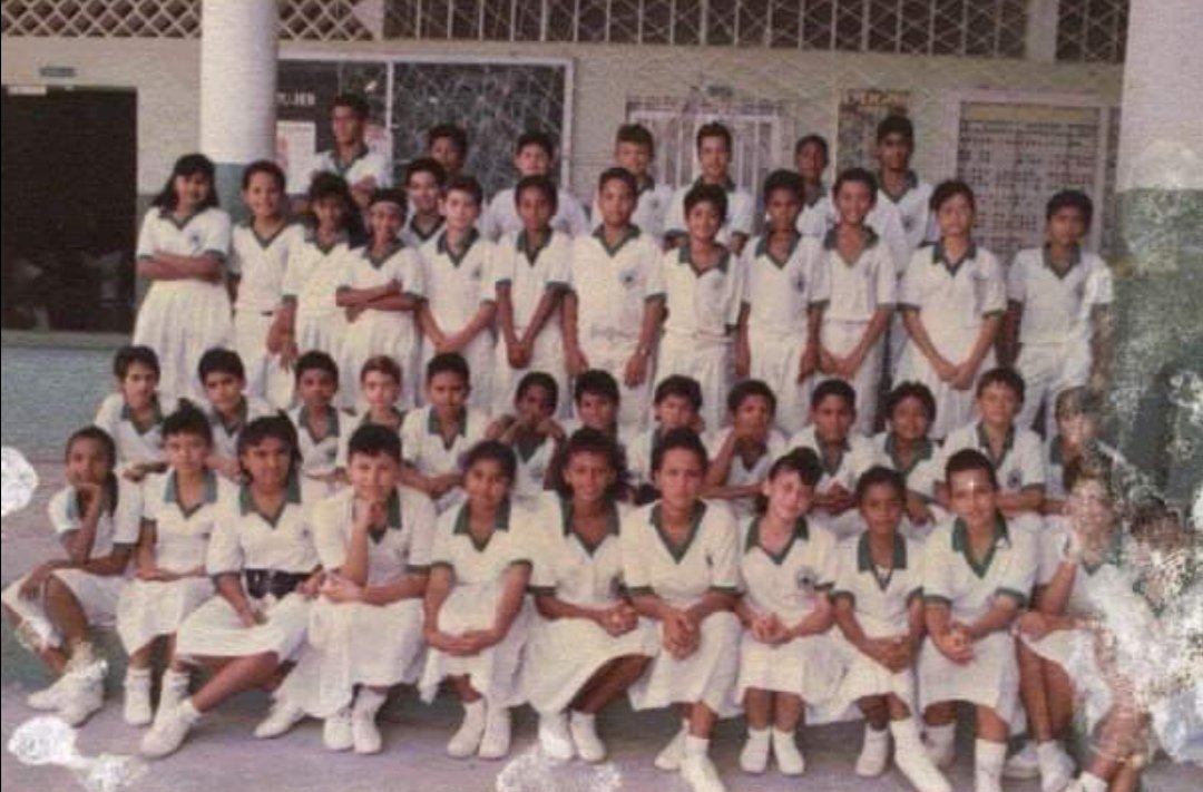 rogermaromero's tweet image. 112 años de tu existencia. Mi alma mater, donde forje mucho de lo que soy. Hoy se conmemora el día del egresado divinista. A ti mi eterna gratitud prom 1996 #ColegioDivinaPastora #Codipas #Prom96