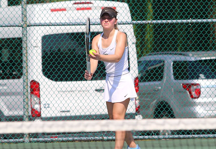 YCPathletics's tweet photo. The Spartan women's tennis team suffered their first loss of the fall as Goucher downed York 6-3 on Saturday. The Spartans return home on Sunday against Catholic.
https://t.co/4P5oZU1eN2 @yorkcollegepa @YDSports https://t.co/wx52Dy70aD