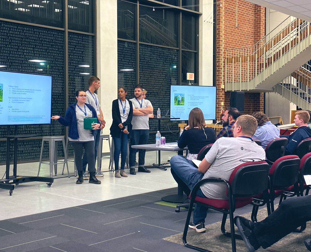 MetroStarSystem's tweet photo. The judges are ready and the presentations have begun! Good luck teams 🍀 Stay tuned to find out who the winner is. #usabilathon https://t.co/9jyEpkeGEd