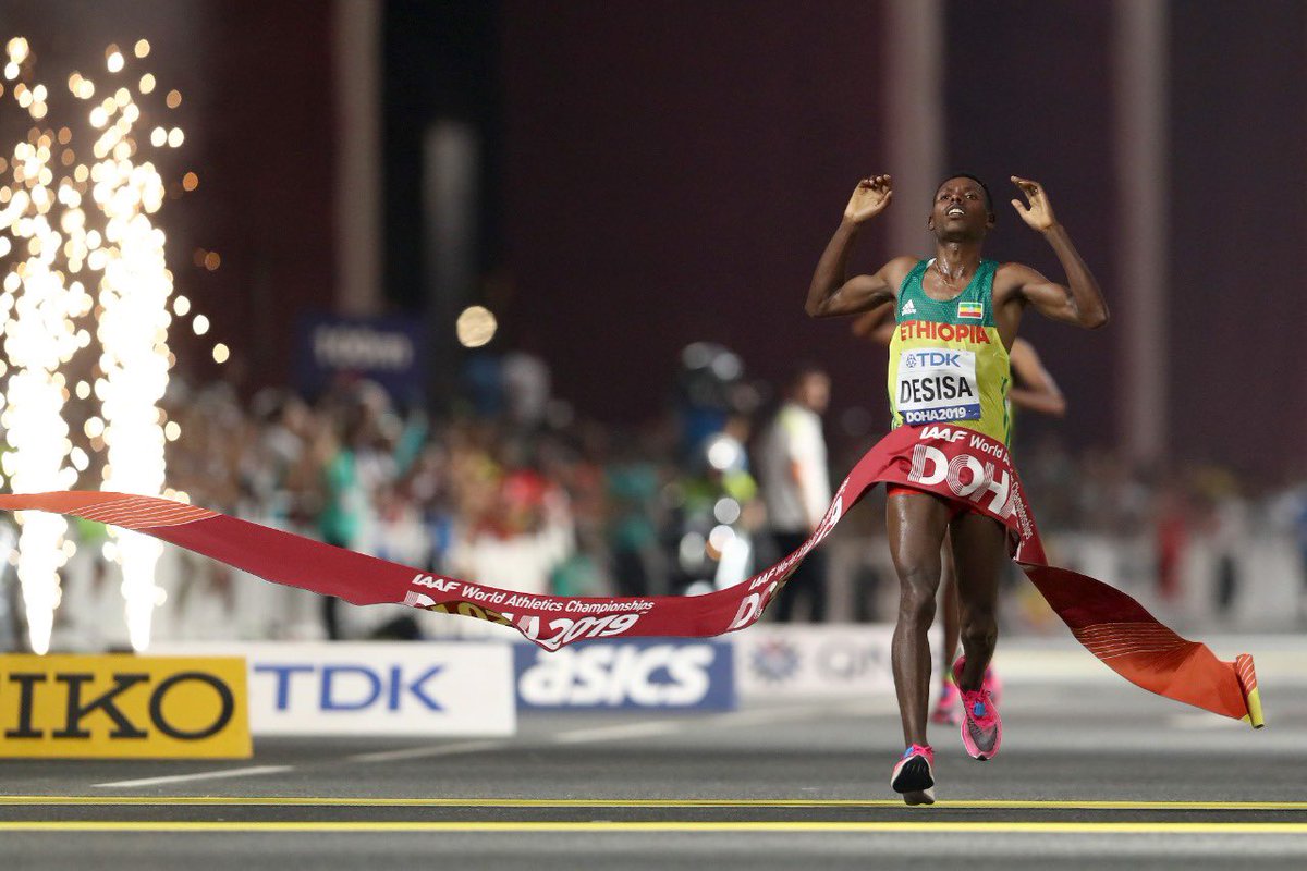 Lelisa Desisa takes GOLD in the Men’s Marathon with a season beat of 2:10.40 for Ethiopia 🇪🇹#WorldAthleticsChamps