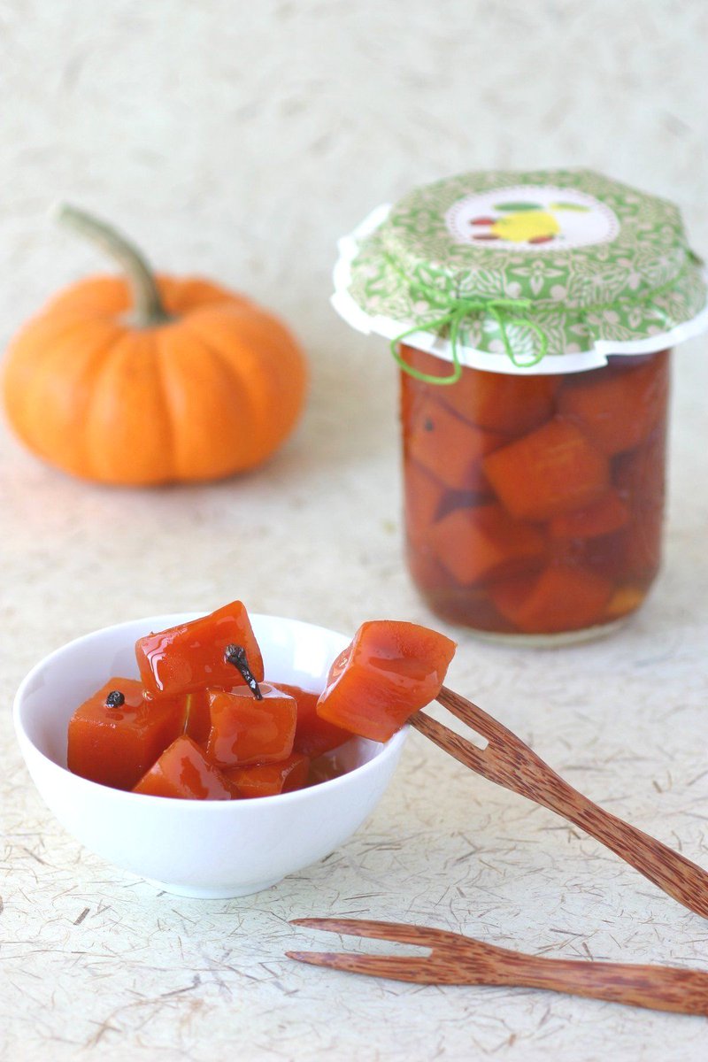 It's pumpkin season! Don't let a single piece of pumpkin go to waste with this preserved recipe by Lands &amp; Flavors. #pumpkinseason #autumnvibes 
buff.ly/2Nbw2Kj