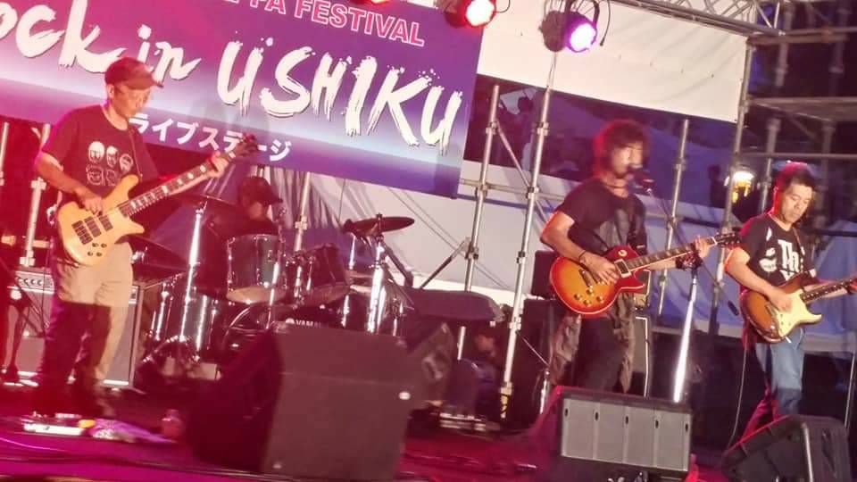 itones1749's tweet photo. 出演者のご紹介

「MASH」

メロディアスロックで、爽快に聴かせてくれます🎵

#音YOURMARK
#稲敷市文化祭
#国道408
#仮装コンテスト同時開催
#じゃんけん大会もあるよ https://t.co/dWcTbRGfPX