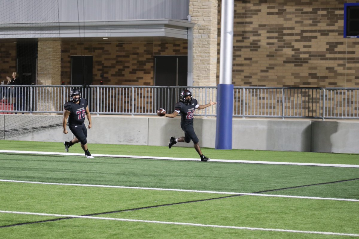 Go vote: Devin Cross#20 <a href="/DevinCr26300472/">Devin Cross20</a>, Spread the word‼️🐺❤️ <a href="/HowlRaiser/">Weiss Howlers</a> <a href="/weissvolleyball/">Weiss Volleyball</a> <a href="/WeissFootball/">Weiss Football</a> <a href="/Weiss_ABC/">WeissAthleticBooster</a> <a href="/WeissCheer/">Weiss Cheerleading</a> <a href="/WeissSportsMed/">Weiss Sports Medicine</a>  <a href="/FriendsofWeiss/">Friends of Weiss</a> <a href="/FanstandATX/">FanstandATX powered by VYPE</a> 
fanstandatx.com/2019/10/superc…