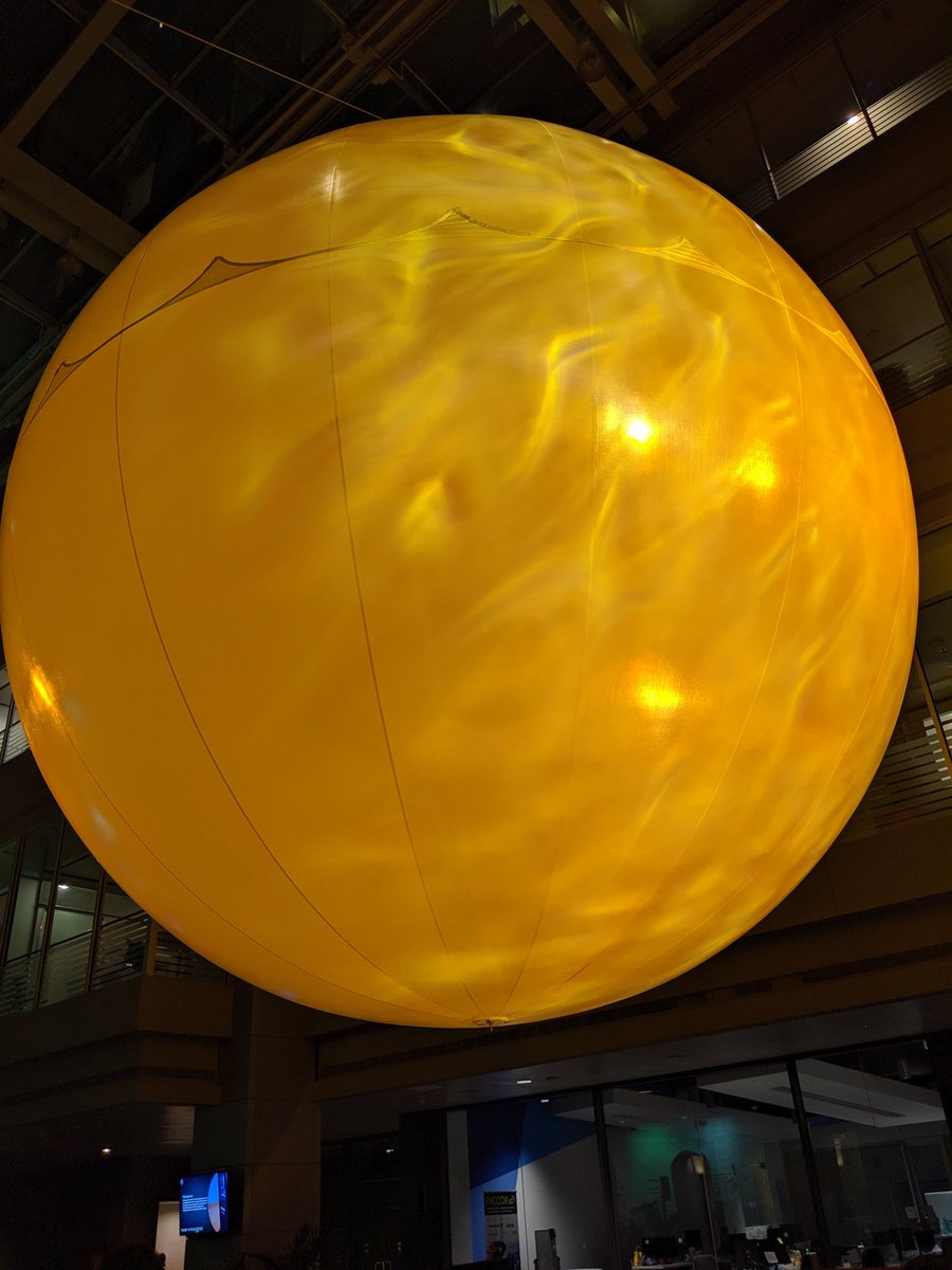 Popcorns_Views's tweet photo. #blogTOnbTO
#nbTO19
#NuitBlanche https://t.co/2YzFC5V1Hg