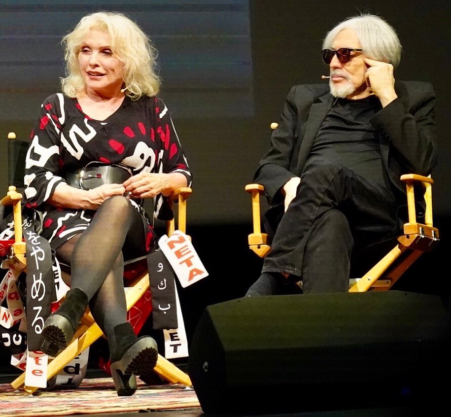 Brooklywood's tweet photo. I could listen to Debbie Harry & Chris Stein tell stories for days. Last night they covered the downtown 70s NYC scene, backstage antics at the Whisky, the significance of Rapture, hanging at Studio 54 & their creative partnership that’s lasted nearly half a century. #LiveTalksLA https://t.co/PrXHHUzJIz