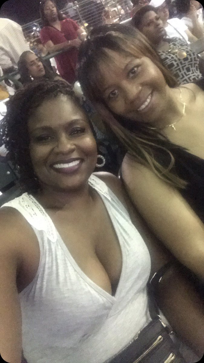 foxy_zeta's tweet photo. It's hot but we're still super cute!
#MUTS2019 #X1VIP https://t.co/M7hE50oYYe