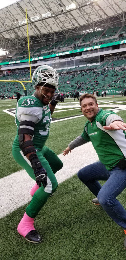 We could be twins! #riderslive
