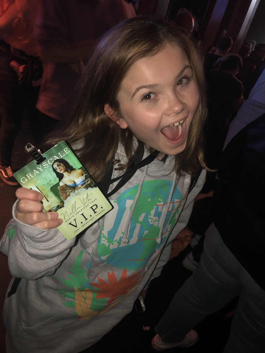 loganriley2's tweet photo. Biggest @GrayscalePA fan everrrrr!!! Love you guys!! ❤️❤️❤️ https://t.co/9lC7EXzX3g
