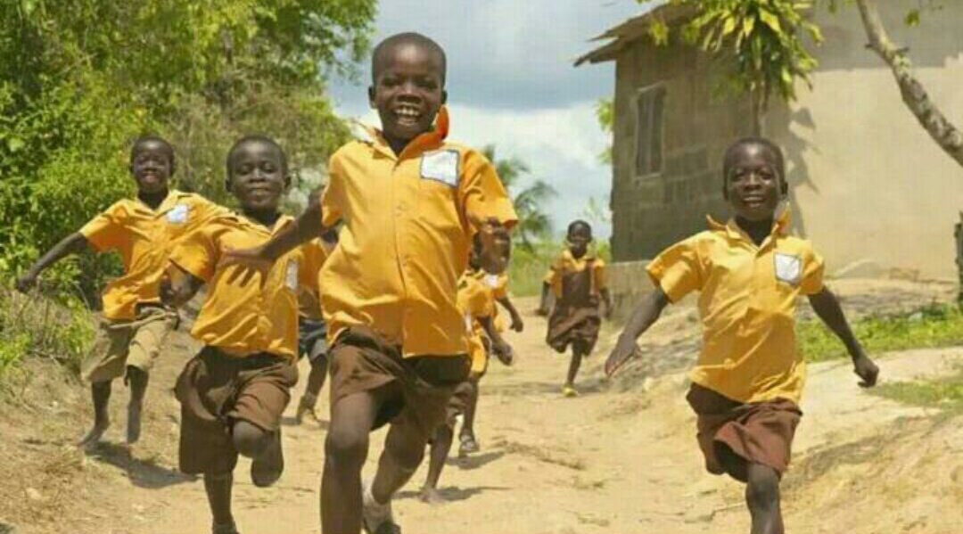 gyaigyimii's tweet image. Celebs when Sarkodie needed them vs Celebs after Sarkodie won the award. Hypocrites #SarkodieFlow 😍