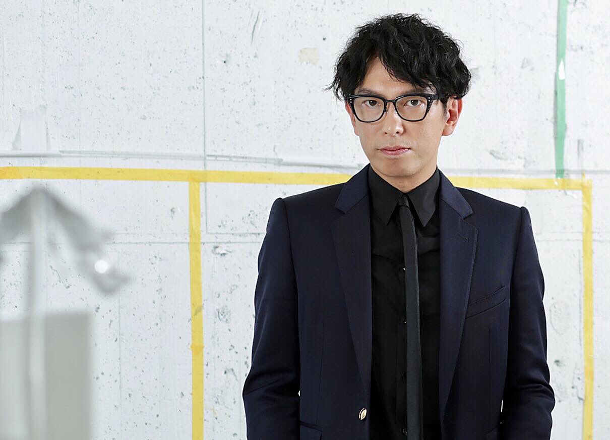 توییتر Tamae Hirokawa در توییتر Zoff Tamae Hirokawa インテリ眼鏡男子代表の建築家 石上純也さん 1トンの鉄の塊をふわりと風船のように浮かせたり 極薄 極細建築を建てたりとコンセプチュアルで驚異の建築を生み出す頭脳の持ち主 T Co Cg8lfxjksn
