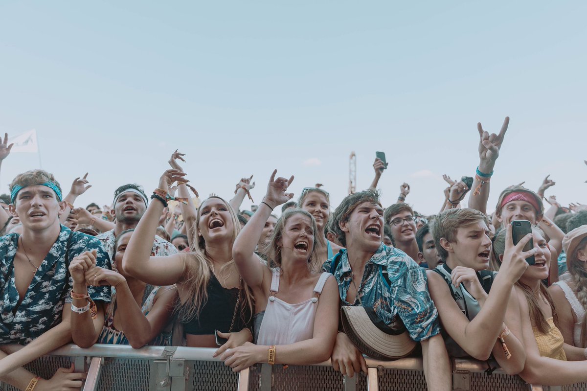 judahandthelion's tweet photo. ACL for the first time.  Unbelievable. Thank you. Be back same time next week. Xoxo. https://t.co/uhkjY6nOKr