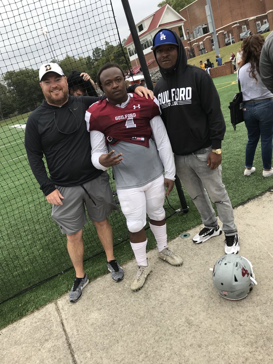 The_Chris_Ray's tweet photo. Thankful I was able to spend the day with these two. Proud of you guys for always living up to the standard!!! #classof2016 #family #dillonmade #foreverawildcat https://t.co/FeOOrDTXMP