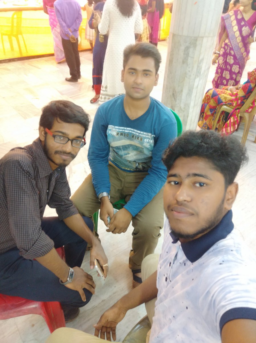 সকাল কে শুভ শারদীয়ার প্রীতি শুভেচ্ছা ও আন্তরিক অভিনন্দন. সকলে পুজো খুব খুব ভালো কাটান.