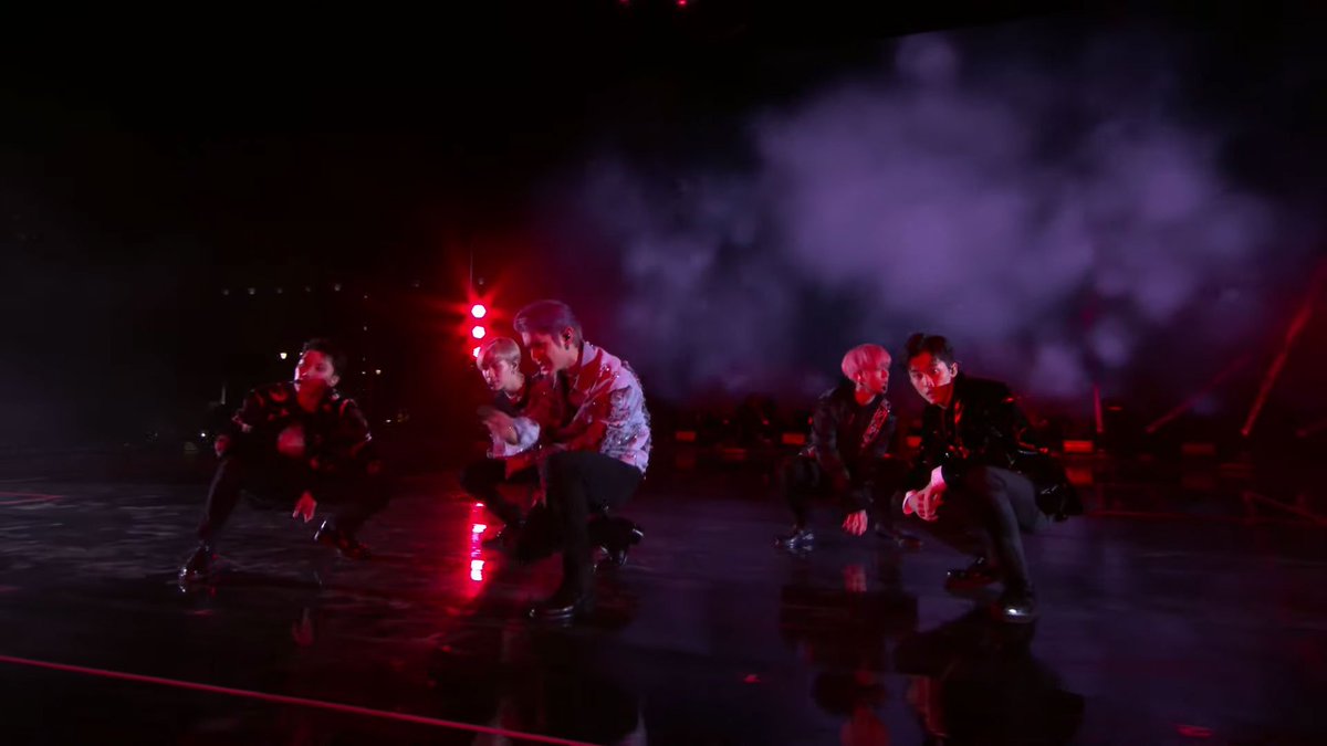StellarSisters's tweet photo. Le showcase est terminé et les garçons ont été au top !!! On vous raconte tout ça sur le site très très vite... #SuperM #SuperMtheFuture #SuperMPerformance https://t.co/9exbEB4LVX