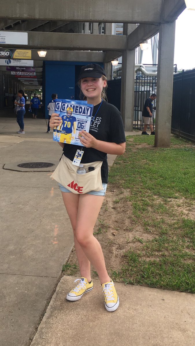 LC_CivicBallet's tweet photo. It was a hot one out there today, but our dancers were still all smiles and grateful to be selling programs! Once again we just can’t thank @McNeeseFootball for allowing LCCB this opportunity. #LCCB❤️MSU #Community #GeauxPokes #BalletIsASportToo https://t.co/Nf7iCzqSMU