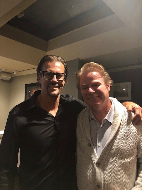 byErikSherman's tweet image. Great to see some of the '86 @Mets I wrote about in my book, #KingsOfQueens, at a dinner event this evening @388RESTAURANTLI on Long Island. At the restaurant bar with Sid Fernandez, Bruce Berenyi, and Doug Sisk. Also caught up with Kevin Elster and Tim Teufel.