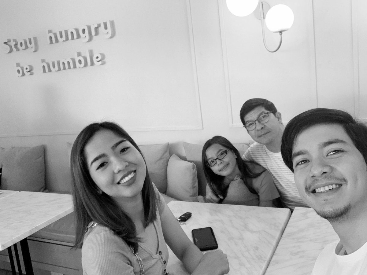 aldenrichards02's tweet photo. Breakfast after church...my reward after a tiring week. 😍 #TYL https://t.co/Cc3UbWL8DC