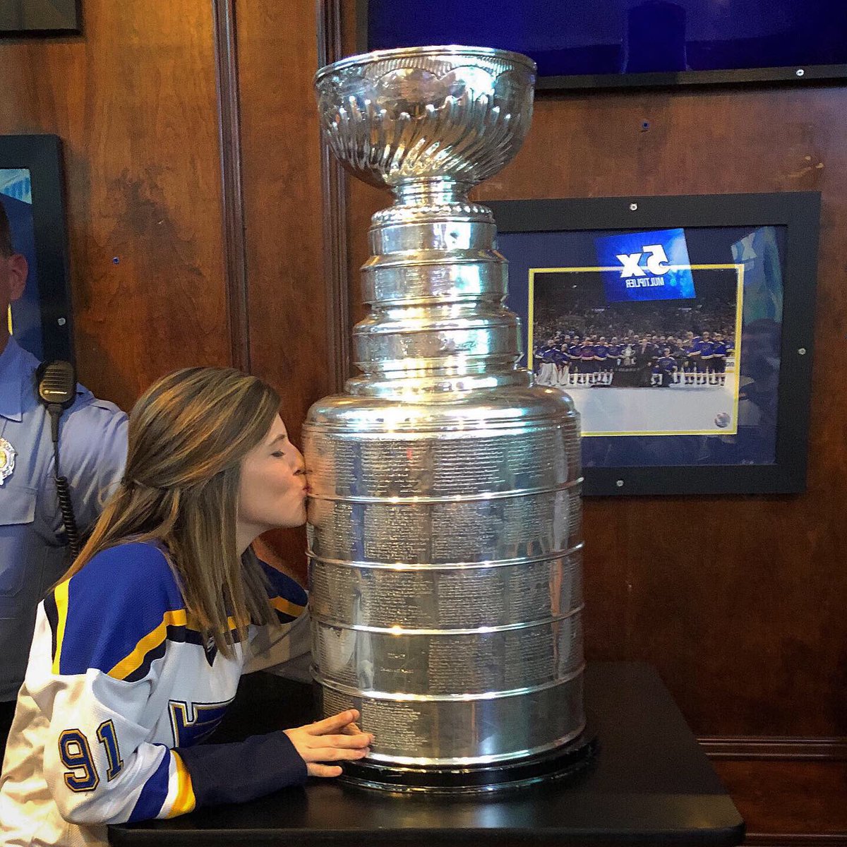 RachelRayRomano's tweet photo. @stlcuptracker This was all you - THANK YOU 💙💛 https://t.co/WmmxQk09Jn