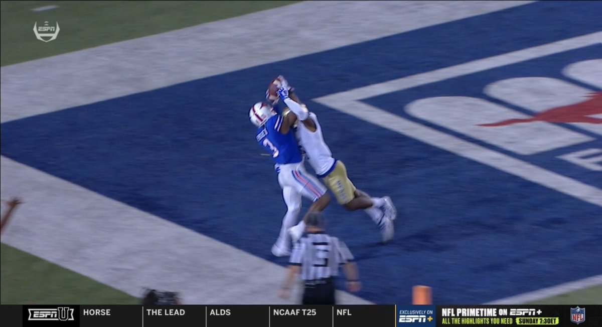 ChipBrown247's tweet photo. TOUCHDOWN!!! #SMU erases 21-point deficit in the fourth quarter and beats #Tulsa in 3OT. Wow. Crazy, crazy game! #Mustangs 6-0!! #Buechele #Proche #PassTheTums https://t.co/ftdn1LRHYk