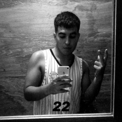 facug15's tweet photo. #NuevaFotoDePerfil https://t.co/53fIIbKeh1