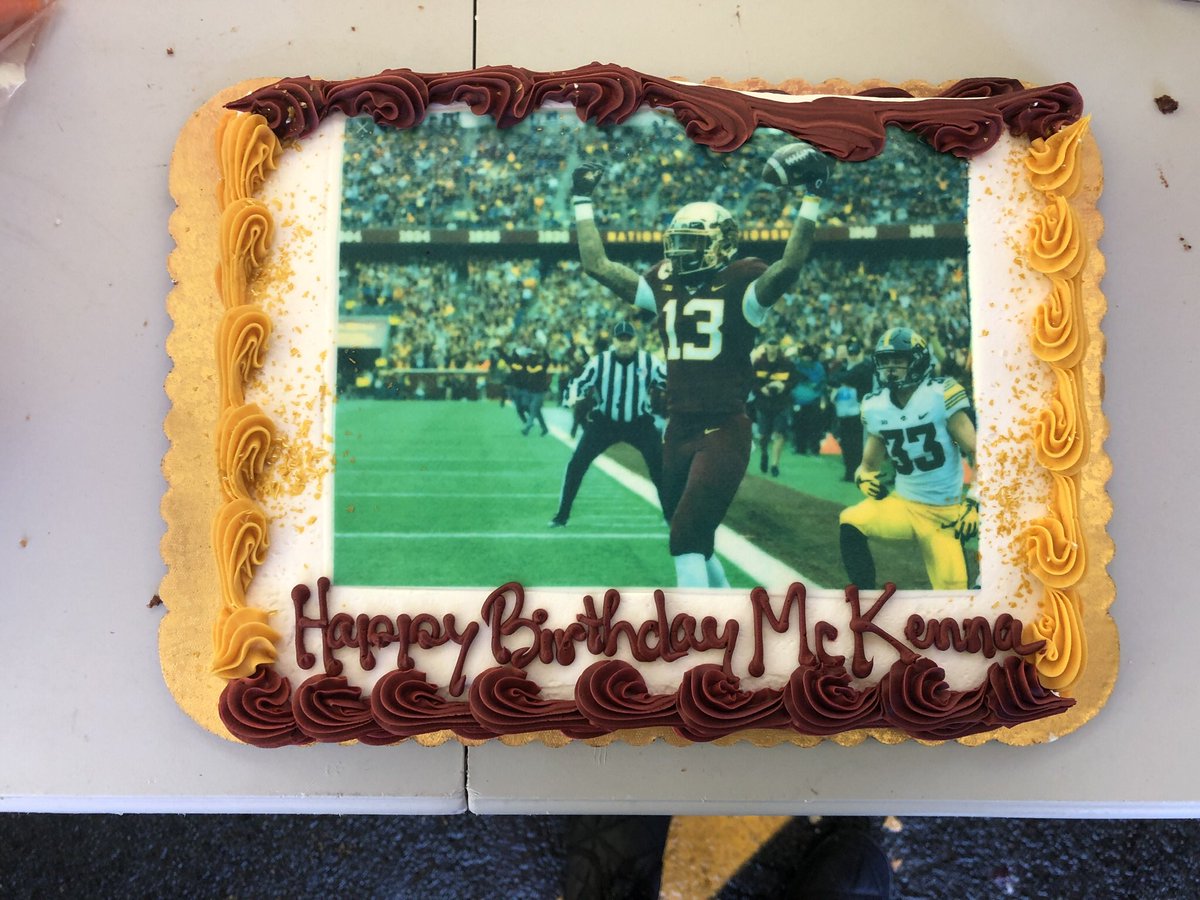buggs47's tweet photo. Rain couldn’t stop this girl from having a great birthday! Gophers win and McKenna is double digits! Row the Boat! #gopherfootball #RTB @Coach_Fleck @GopherFootball @GopherSports https://t.co/uQayuMY5hl