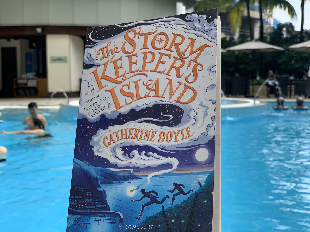 Fabulous book @doyle_cat 
Just what I needed this term holiday

#thestormkeepersisland #readingforpleasure #readingrocks #teachersehoread #australianteachers #schoolholidays #imagery
