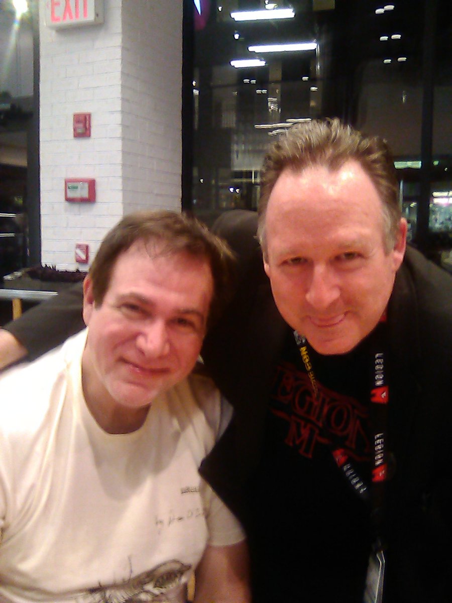 jeanprytyskacz's tweet photo. .@LegionMOfficial 's movie moguls #DavidBaxter and @JeffAnnison at @MemoryAlienDoc meetup #NYCC2019 #memoryaliendoc https://t.co/lcN1qqHgPM