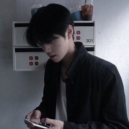 ❌คริส❌ ft:หาเมีย🎃 tweet media