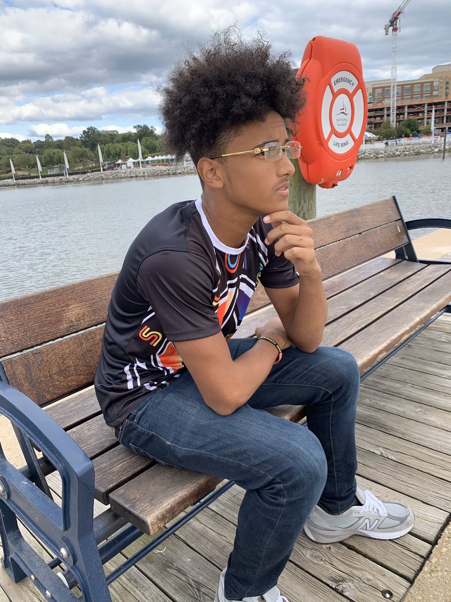 baby_kevv's tweet photo. So much hate... when all I do is love😔💔. https://t.co/aObQvzKk8F