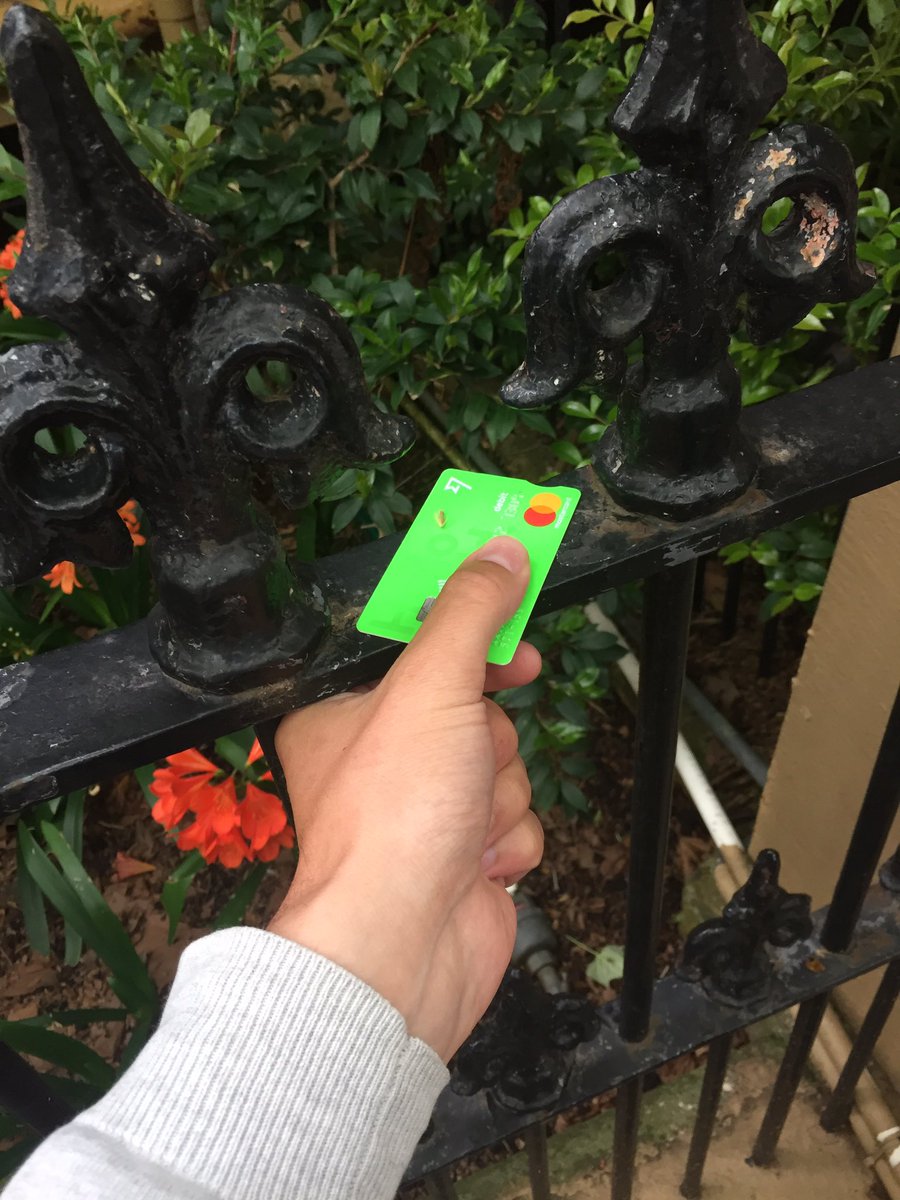 LemoineArthur's tweet photo. @TransferWise Found it ! Thanks Sydney ! #DoTheRightThing 😍👌 https://t.co/Yjmcx9sfBf
